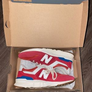 New Balance 997H Classic Shoes
